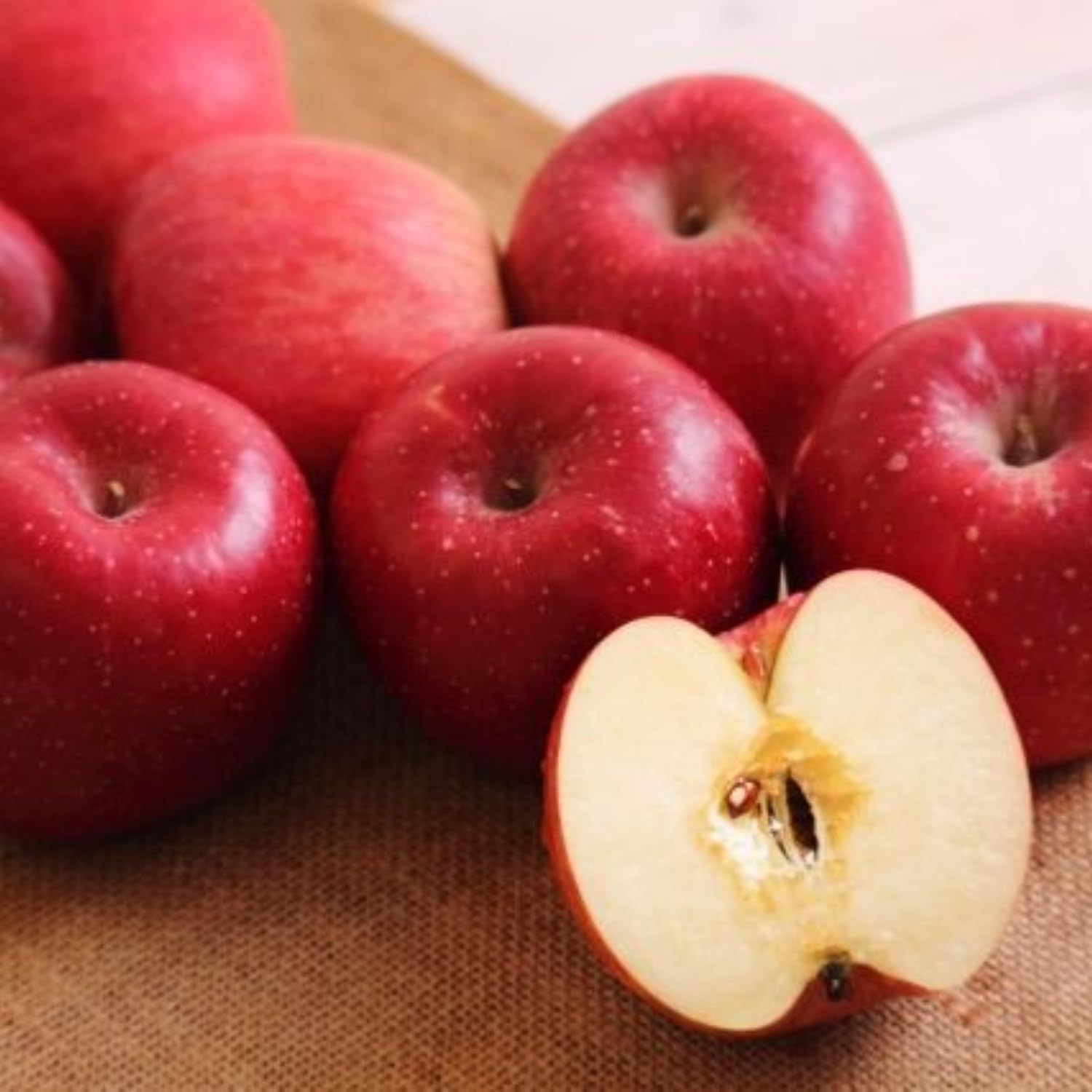 Apple Plant Live, Red Apple Tree Live Plant for Home Orchard, 2 Feet Tall, Tropical Fruit Plant for Gardening